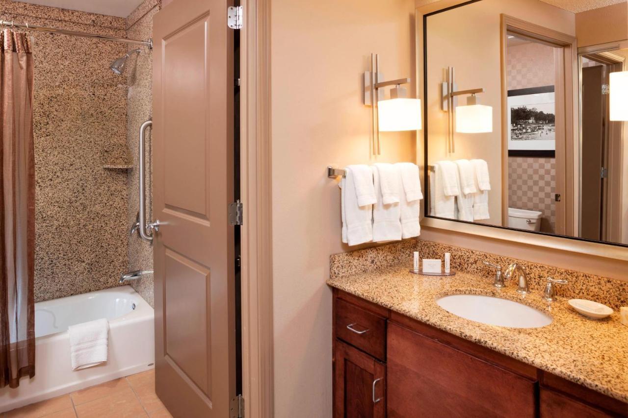 Residence Inn Minneapolis Плімут Екстер'єр фото