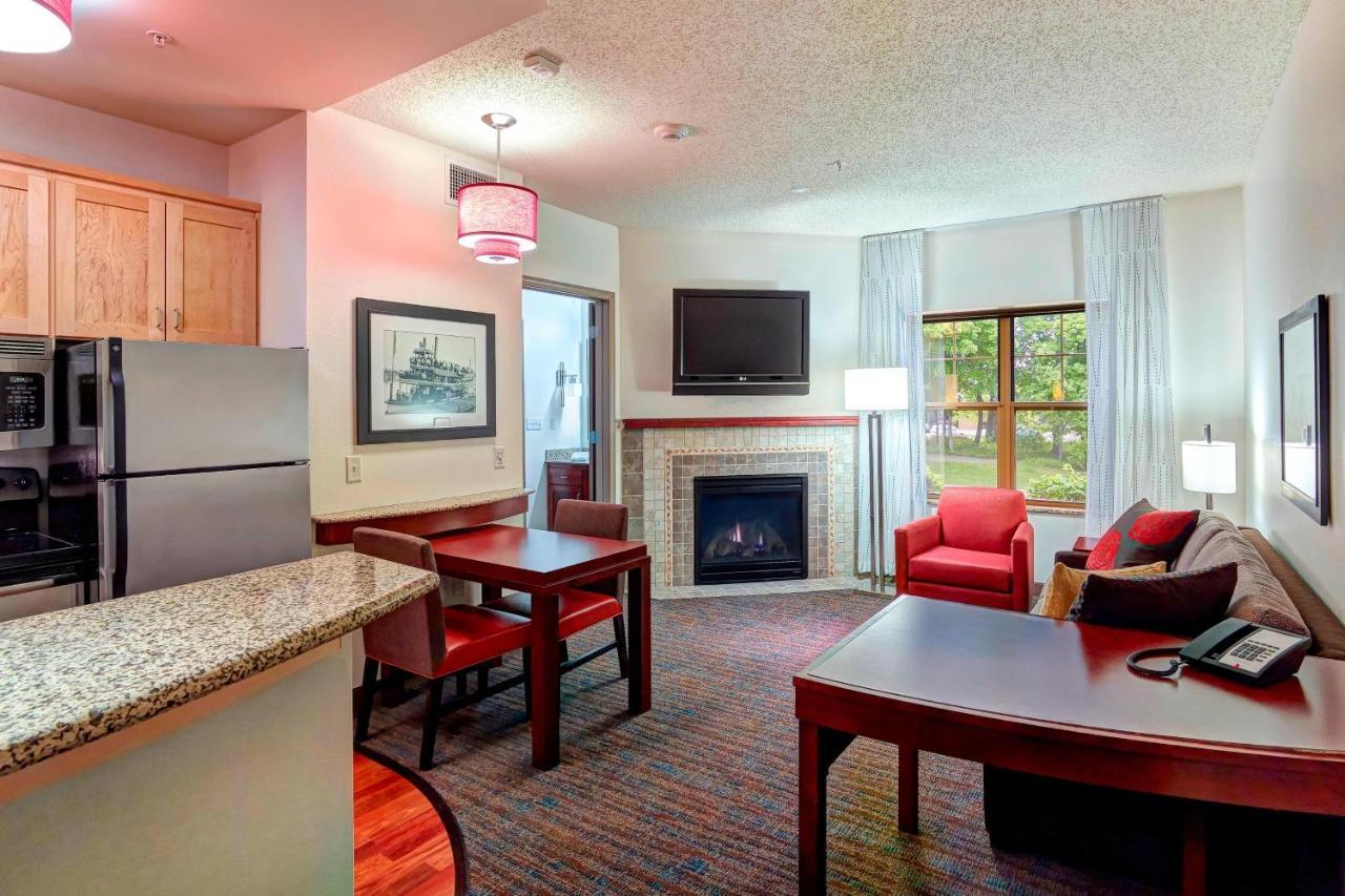 Residence Inn Minneapolis Плімут Екстер'єр фото