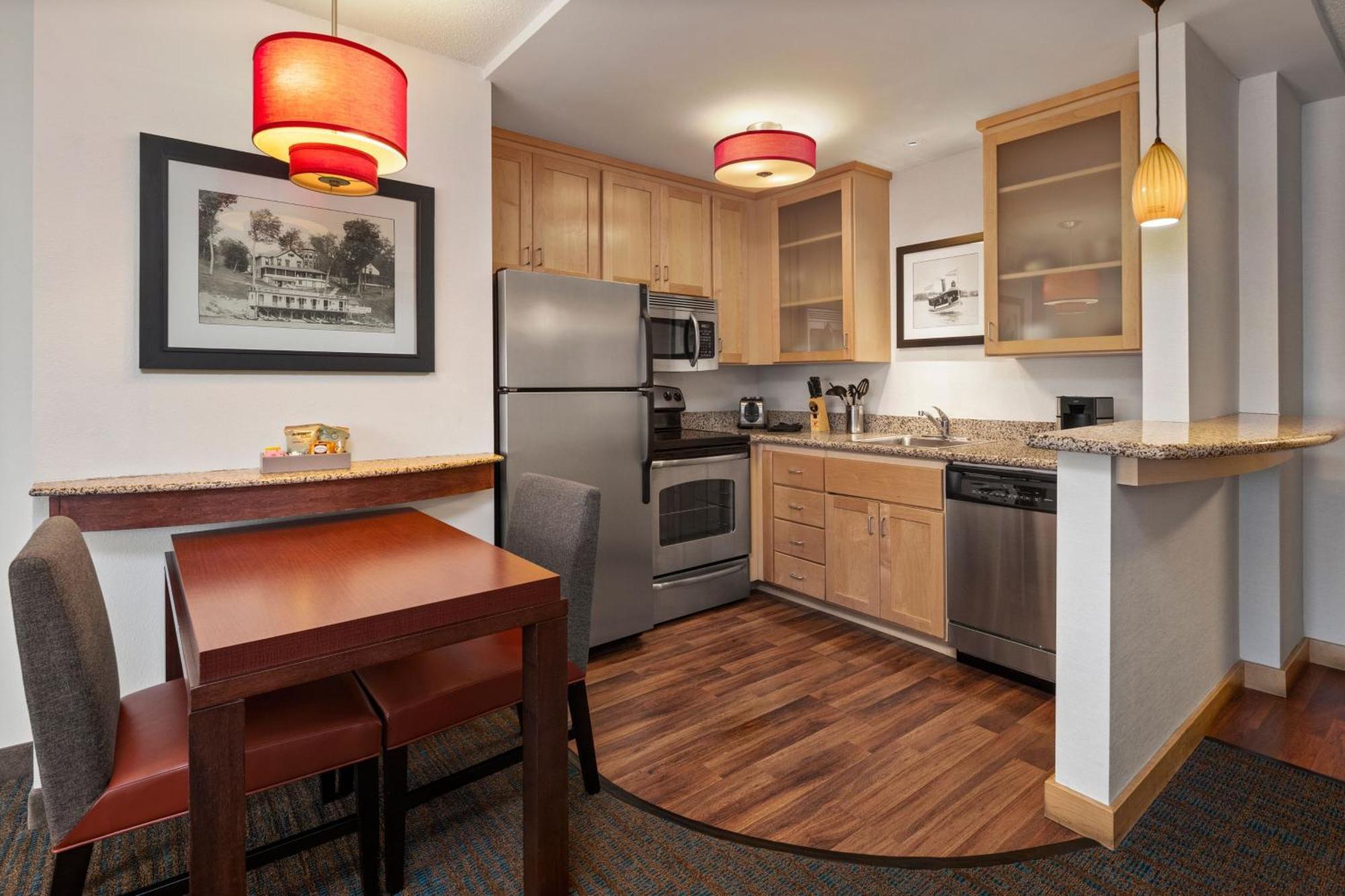 Residence Inn Minneapolis Плімут Екстер'єр фото